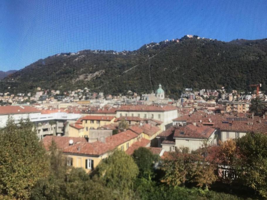 Maison 53 Incantevole Appartamento Vista Cattedrale Di Комо Екстериор снимка